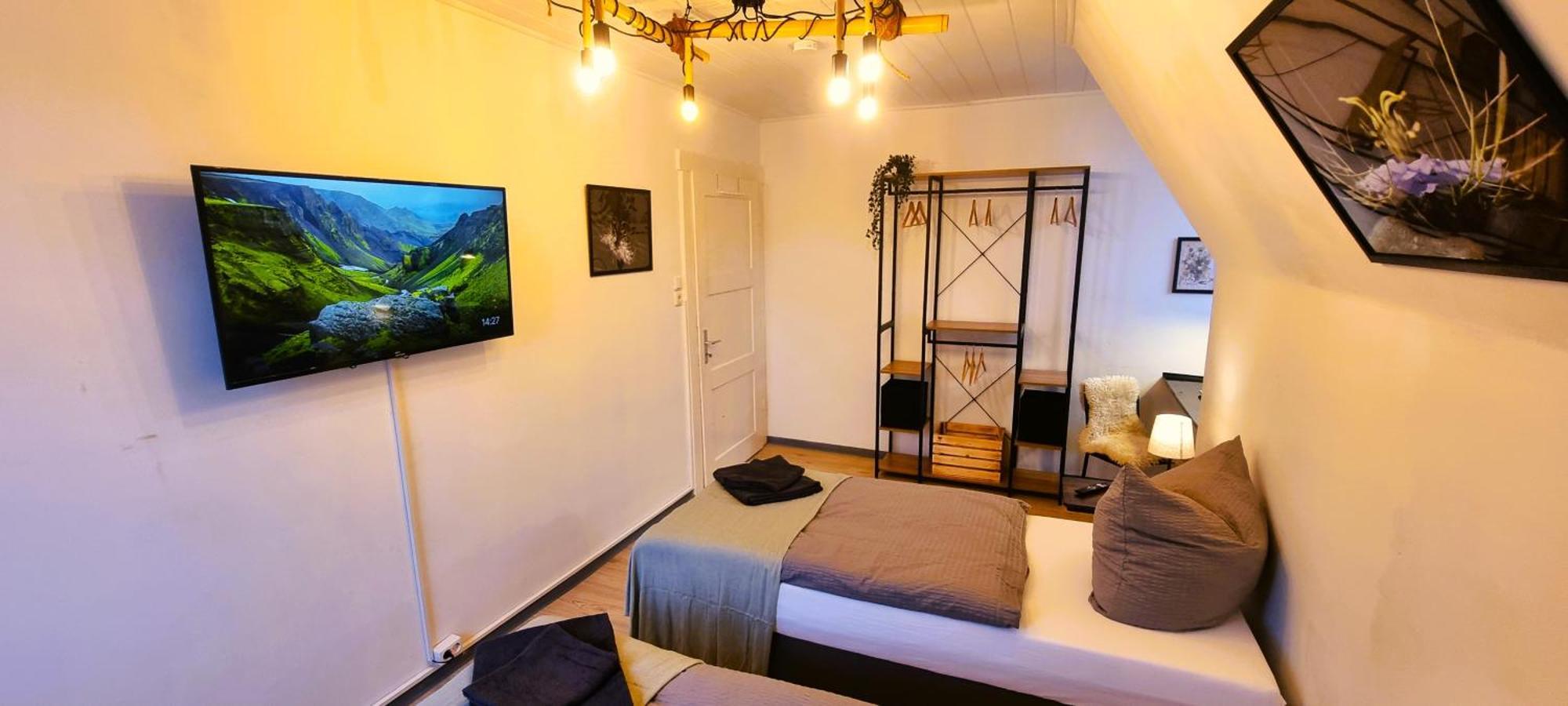 Nigella Apartment Direkt Am Hauptbahnhof Celle Fur 6 Personen Mit Kostenfreiem Parkplatz Voll Ausgestatteter Kuche Elite Standard Exterior foto